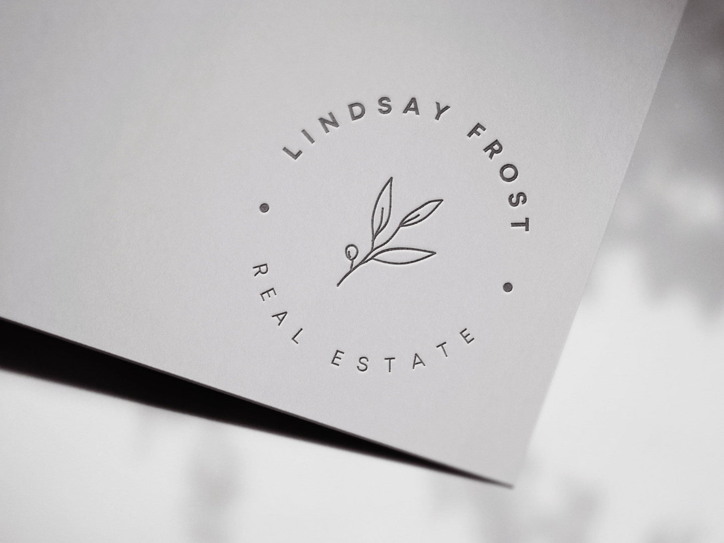 Pre-made Editable Realtor Logo for Canva